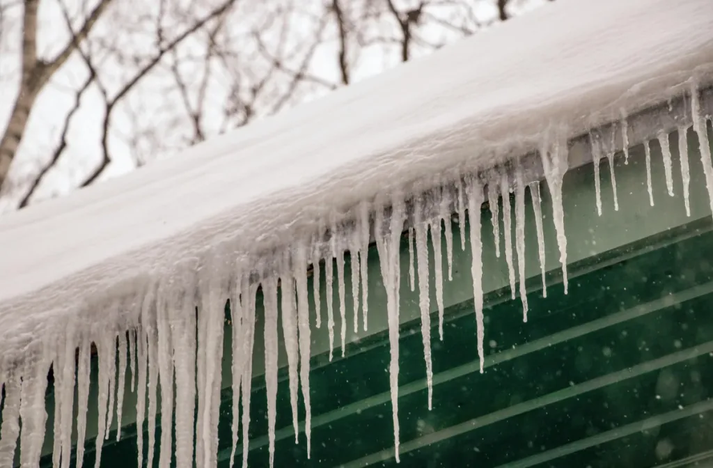 winter roof maintenance